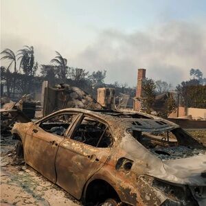 CLOSET TEMPORALLY CLOSED